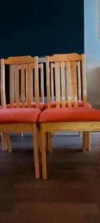 4 blank houten stoelen + tafel 85x145 cm., Huis en Inrichting, Stoelen, Ophalen, Gebruikt