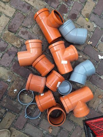 PVC Hulpstukken  beschikbaar voor biedingen
