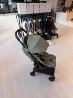 Showmodel Cybex Coya Buggy Leaf Green - Matt Black Frame, Ophalen, Zo goed als nieuw
