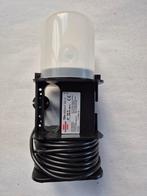 Lamp voorbij de caravan of camper, Ophalen, Zo goed als nieuw
