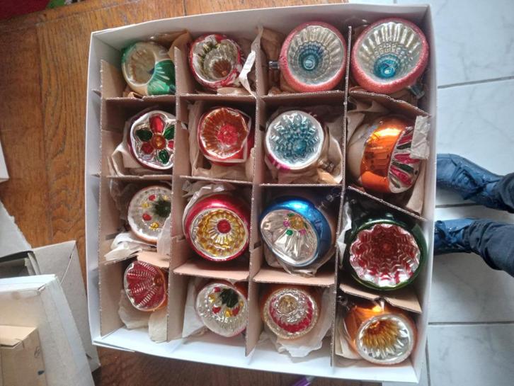 oude kerstbal nr 178 model grote deukballen, Diversen, Kerst, Gebruikt, Ophalen of Verzenden