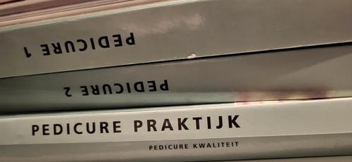 mooie lesboeken pedicure!, Boeken, Studieboeken en Cursussen, Gelezen, MBO, Ophalen of Verzenden
