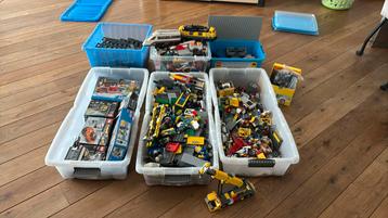 Lego de luxe trein set, heel veel extra treinrails en meer!! beschikbaar voor biedingen
