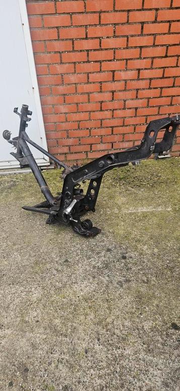 Gilera runner frame met swingarm 180 172 150 125 beschikbaar voor biedingen