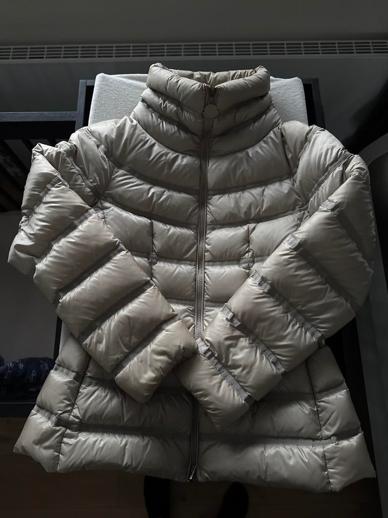 Moncler Dames winterjas Maat 3, Ophalen of Verzenden, Zo goed als nieuw, Maat 36 (S), Beige