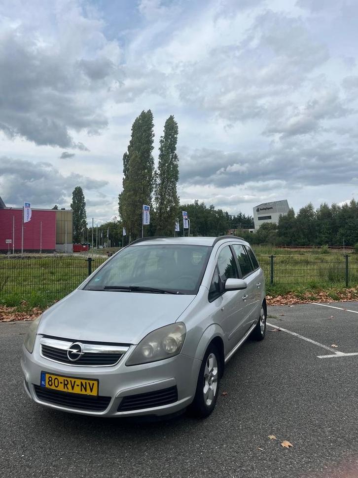Opel Zafira B 1.6 2005 Grijs, Auto's, Opel, Particulier, Zafira, Benzine, B, MPV, Handgeschakeld, Origineel Nederlands, Zilver of Grijs