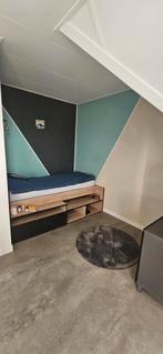 Eenpersoonsbed + kledingkast, Ophalen, Zo goed als nieuw, Eenpersoons