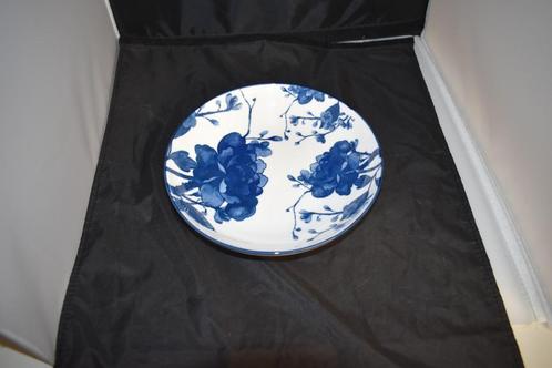 Diepe borden Gusta Peony servies, Huis en Inrichting, Keuken | Servies, Nieuw, Bord(en), Overige stijlen, Overige materialen, Ophalen of Verzenden