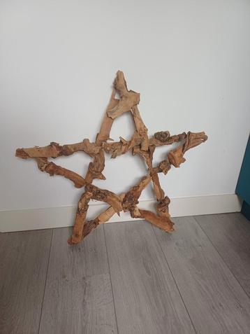 Drijfhout Kerstster - Handgemaakte Decoratie beschikbaar voor biedingen