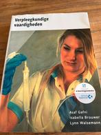Lynn Walsemann - Verpleegkundige vaardigheden, Ophalen of Verzenden, Zo goed als nieuw, Overige niveaus, Lynn Walsemann; Isabella Brouwer; Asaf Gafni