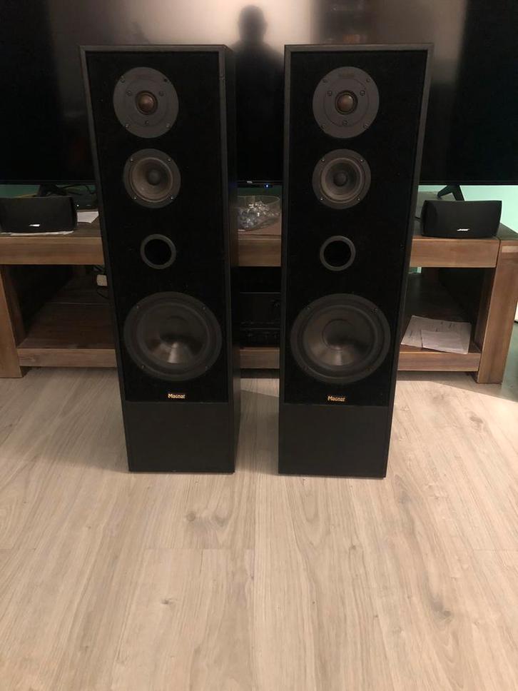 Magnat vector 4 luidsprekerset vintage, Audio, Tv en Foto, Luidsprekers, Gebruikt, Front, Rear of Stereo speakers, 120 watt of meer