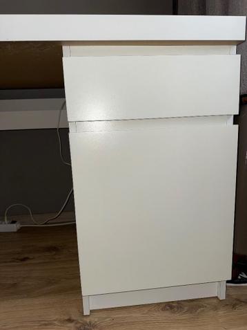IKEA MALM BUREAU 140x65CM WIT - afbeelding 6