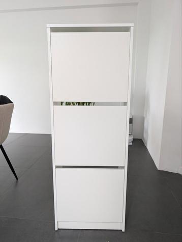 Schoenenkast Bissa , 3 vakken , wit , 49x28x135 cm beschikbaar voor biedingen