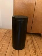 Zwarte Brabantia prullenbak 23-30 liter - Zo goed als nieuw!, 50 tot 75 cm, Ophalen of Verzenden, Metaal, 20 tot 30 liter