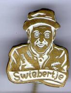 Swiebertje wit op koper TV figuur speldje ( T_029 ), Verzamelen, Speldjes, Pins en Buttons, Verzenden, Nieuw, Figuurtje, Speldje of Pin