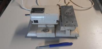 Toestel om horloges te herstellen Milness lens grooving beschikbaar voor biedingen