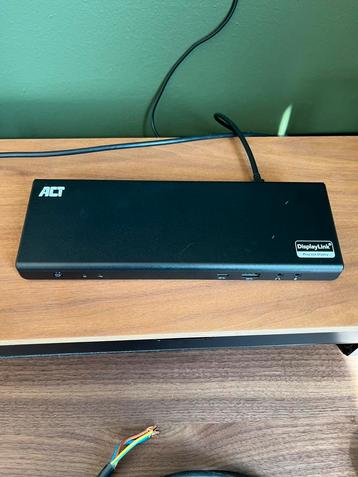 ACT USB‑C Triple 4K Docking Station – 3 4K‑monitoren beschikbaar voor biedingen
