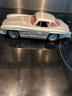 Mercedes benz 300 SL 1/18, Hobby en Vrije tijd, Modelauto's | 1:18, Ophalen of Verzenden, Zo goed als nieuw, Auto