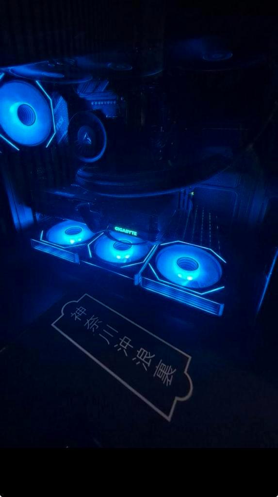 Game pc moet weg! Specs in de beschrijving, Computers en Software, Desktop Pc's, Zo goed als nieuw, 4 Ghz of meer, SSD, 32 GB
