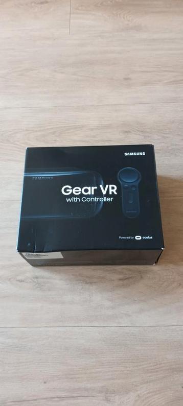Samsung Gear VR bril met controller Nieuw
Compleet in doos,  beschikbaar voor biedingen