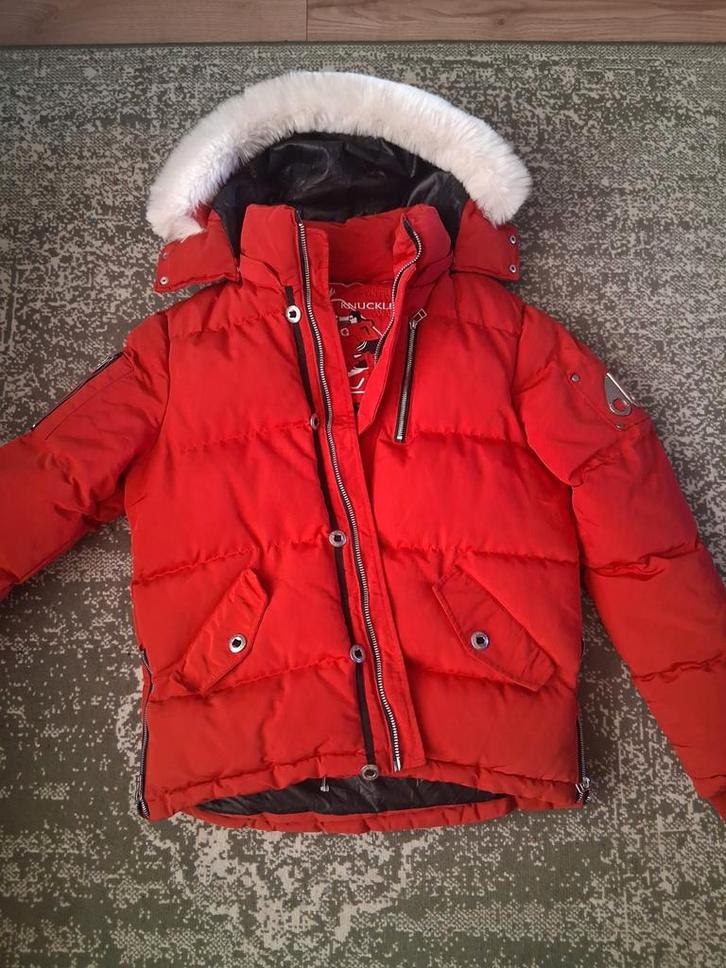 Moose Knuckles Winterjas Orgineel  - Perfect voor de kou!, Kleding | Heren, Jassen | Winter, Nieuw, Maat 46 (S) of kleiner, Rood
