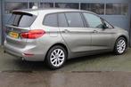 BMW 2 Serie Gran Tourer 220i (4 Cyl) Gran Tourer 7persoons,, Auto's, BMW, Voorwielaandrijving, 1998 cc, Stof, Gebruikt