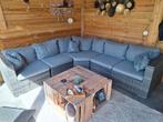 Loungeset hoekopstelling 2.60 x 2.60 inclusief kussens, Ophalen, 6 zitplaatsen, Zo goed als nieuw, Loungeset