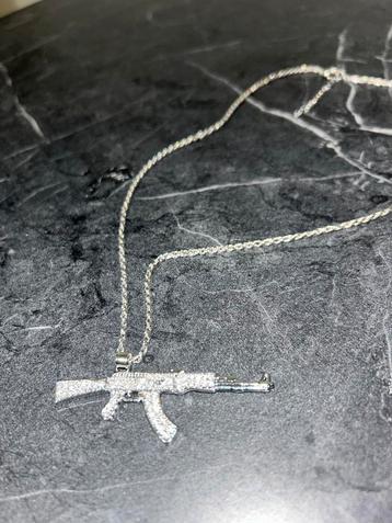 AK-47 Ketting met Strass - Zilverkleurig&Goudkleurig beschikbaar voor biedingen