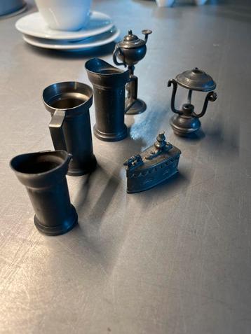 Tinnen Miniaturen voor Letterbak, antiek beschikbaar voor biedingen