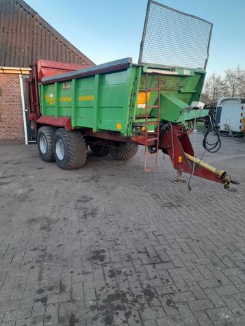 Mestwagen meststrooier breedstrooier  beschikbaar voor biedingen