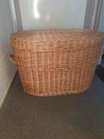 Grote rieten mand met deksel, Huis en Inrichting, Ophalen, Overige materialen, Gebruikt, 50 tot 75 cm