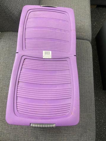 Paarse Opbergbox met Wielen beschikbaar voor biedingen