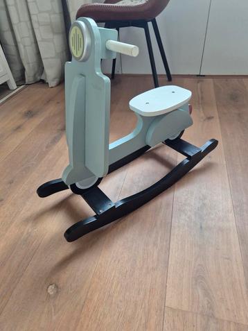 Speelgoed scooter beschikbaar voor biedingen