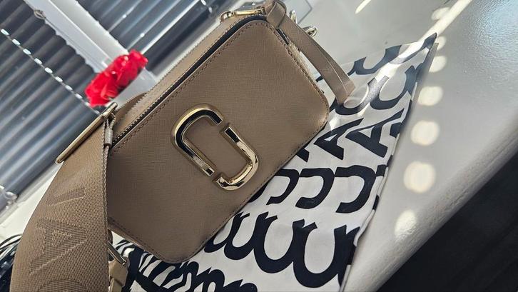 Marc Jacobs the snapshot schoudertas, Sieraden, Tassen en Uiterlijk, Tassen | Damestassen, Zo goed als nieuw, Schoudertasje, Zwart