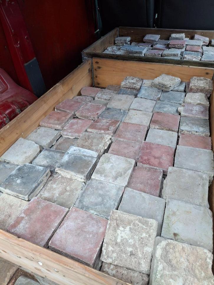 plavuizen ca 200 jaar oud 12x12x 2,5 cm. 322 stks zie omschr, Doe-het-zelf en Verbouw, Vloerdelen en Plavuizen, Gebruikt, Plavuizen