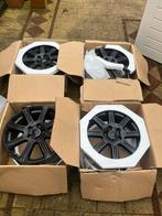 17" Volvo V40 Velgen met Plasti-Dip, Auto diversen, Ophalen of Verzenden, Gebruikt