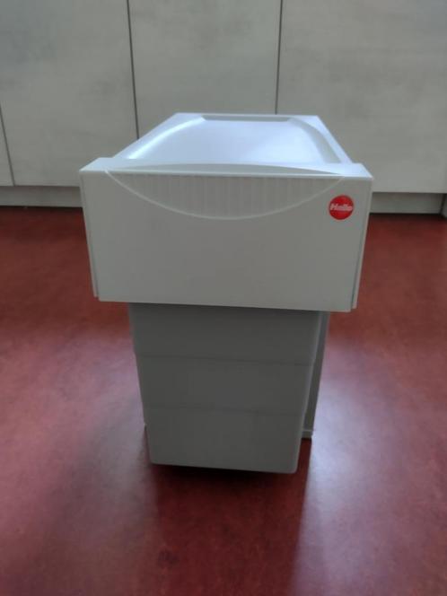inbouwafvalemmer, Huis en Inrichting, Woonaccessoires | Prullenbakken, Zo goed als nieuw, Kunststof, Minder dan 50 cm, 20 tot 30 liter