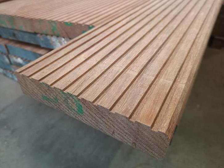 35x180 mm hardhouten azobe brugdek planken antislip / vlak, Doe-het-zelf en Verbouw, Hout en Planken, Nieuw, Plank, Overige houtsoorten