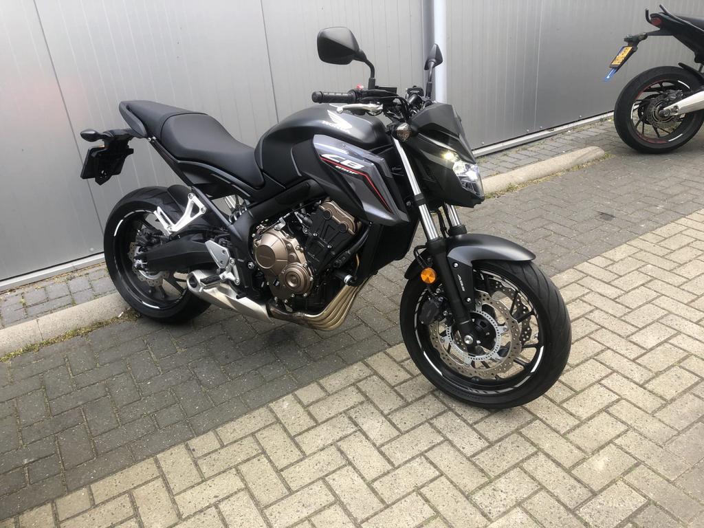Honda CB650F Naked - Zeer nette staat!, Motoren, Motoren | Honda, 4 cilinders, Motorrijbewijs A, Particulier, Meer dan 35 kW