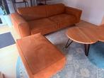 2,5zits Cognac Micro Leer Bankstel +Hocker -Zeer Goede Staat, Ophalen, Driepersoons, Zo goed als nieuw, Rechte bank