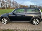 Mini Clubman 1.6 16V Cooper 2008 Zwart - NW APK 14-12-2026, Auto's, Mini, Voorwielaandrijving, Stof, 4 cilinders, 4 stoelen