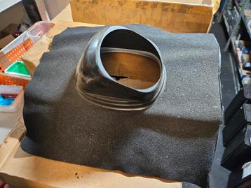Universele Ubiflex pan 25 - 45 dakdoorvoerpijp 110 en 131 beschikbaar voor biedingen