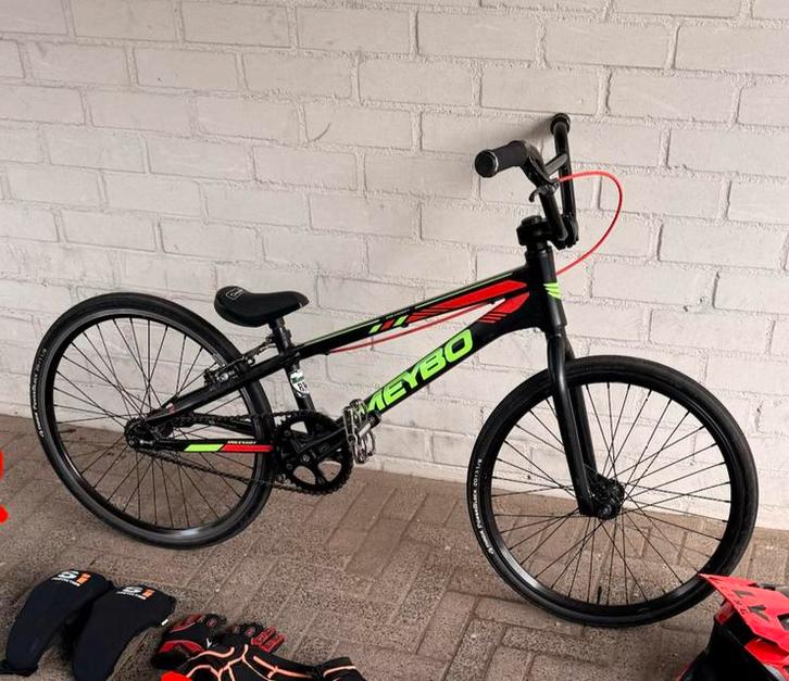 Meybo Holeshot LTD Expert, Fietsen en Brommers, Fietsen | Crossfietsen en BMX, Zo goed als nieuw, 24 inch of meer, Aluminium, Ophalen