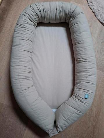 Babynest Taupe ZGN beschikbaar voor biedingen