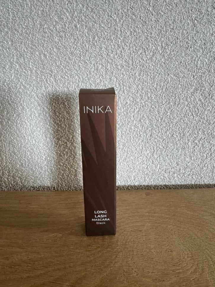 Inika Long Lash Mascara Zwart - Natuurlijke mascara, Sieraden, Tassen en Uiterlijk, Uiterlijk | Cosmetica en Make-up, Nieuw, Make-up