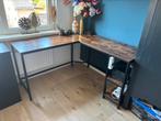 Hoek bureau, vitrage bruin 138x 138x 75, Ophalen, Zo goed als nieuw, Bureau