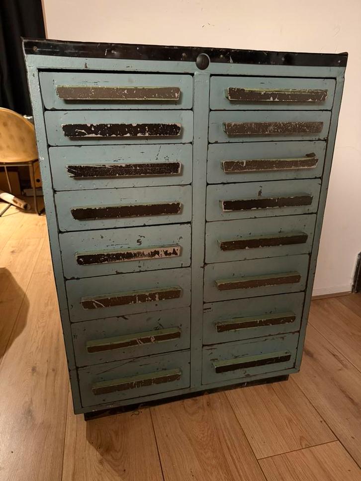 Stevige Industriële metalen opbergkast, Huis en Inrichting, Kasten | Ladekasten, Zo goed als nieuw, 25 tot 50 cm, Ophalen