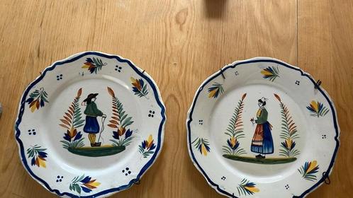 2 Henriot Quimper wandbord – handbeschilderd – 24 cm, Antiek en Kunst, Antiek | Wandborden en Tegels, Ophalen of Verzenden