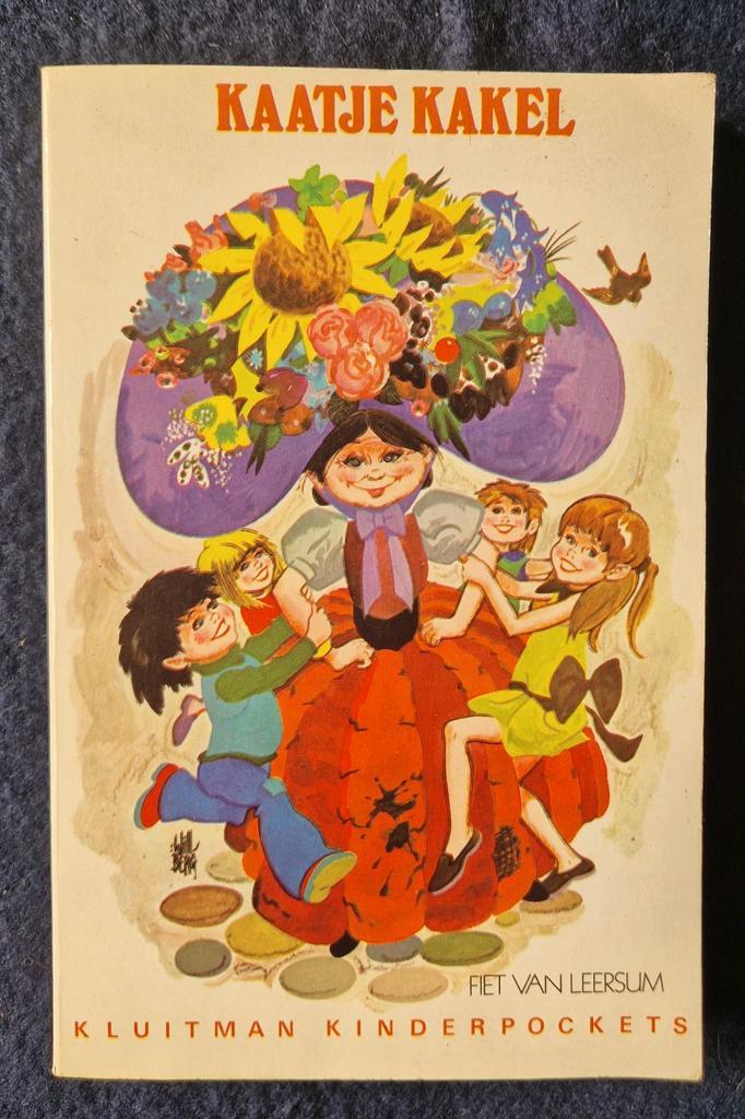 Vintage Kaatje Kakel - Fiet van Leersum, Boeken, Kinderboeken | Jeugd | onder 10 jaar, Gelezen, Sprookjes, Ophalen of Verzenden