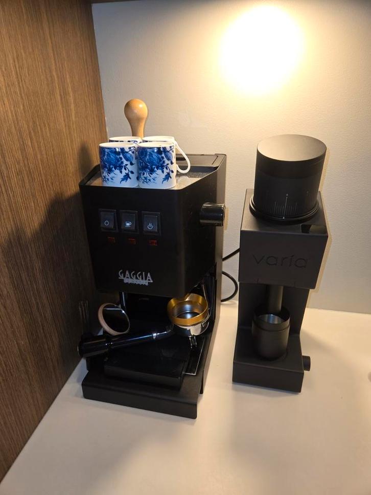 Gaggia Classic Pro - 9 Bar OPV Mod, Witgoed en Apparatuur, Koffiezetapparaten, Gebruikt, Gemalen koffie, Espresso apparaat, 2 tot 4 kopjes